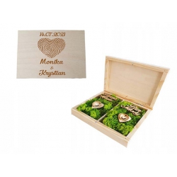 Drewniane pudełko na obrączki ślubne grawer, imiona, data, mech.